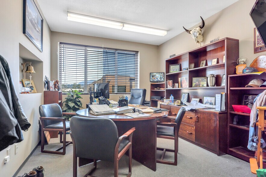 More Photos Of 13365 115th Ave, Surrey Light Manufacturing For Lease