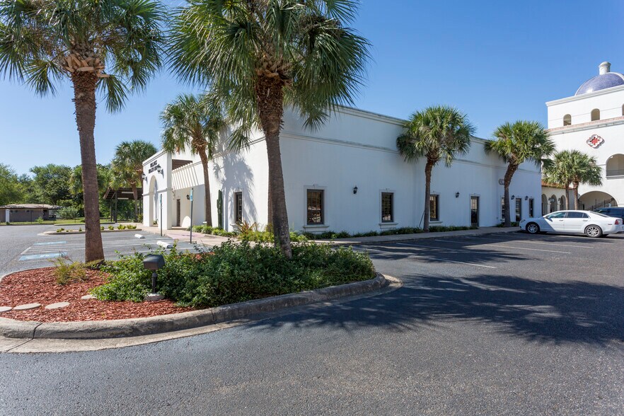 More Photos Of 1022 E Griffin Pky, Mission Medical For Sale