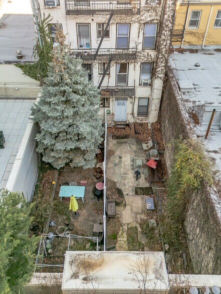 More Photos Of 5-16 47th Rd, Long Island City Apartments For Sale