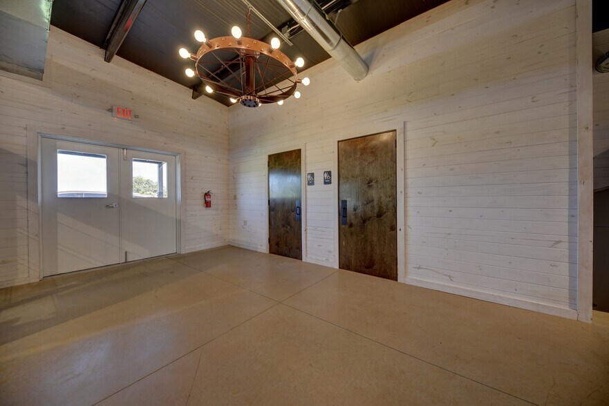 More Photos Of 2260 Texas 237, Round Top Warehouse For Sale
