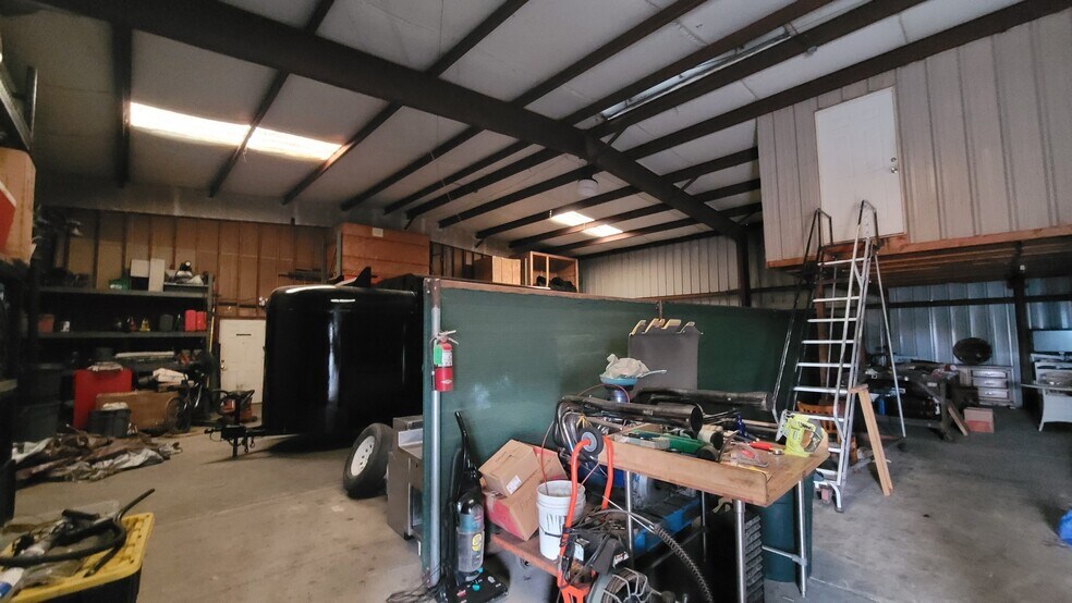 More Photos Of 4135 Santa Rosa Ave, Santa Rosa Warehouse For Lease