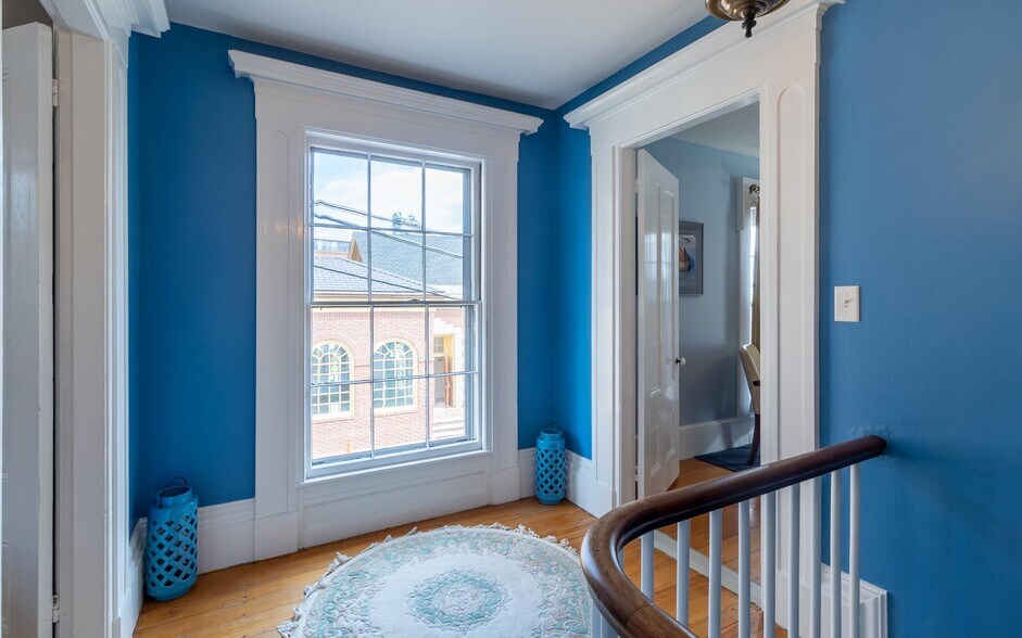 More Photos Of 110 Chapel St, Portsmouth Office For Lease