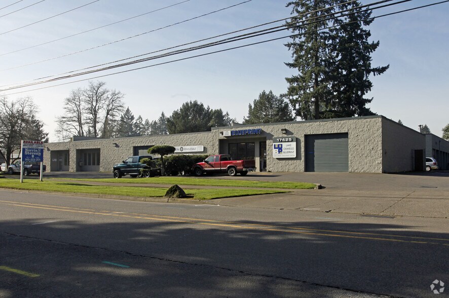 More Photos Of 17425-17505 SW Pilkington Rd, Lake Oswego Warehouse For Lease