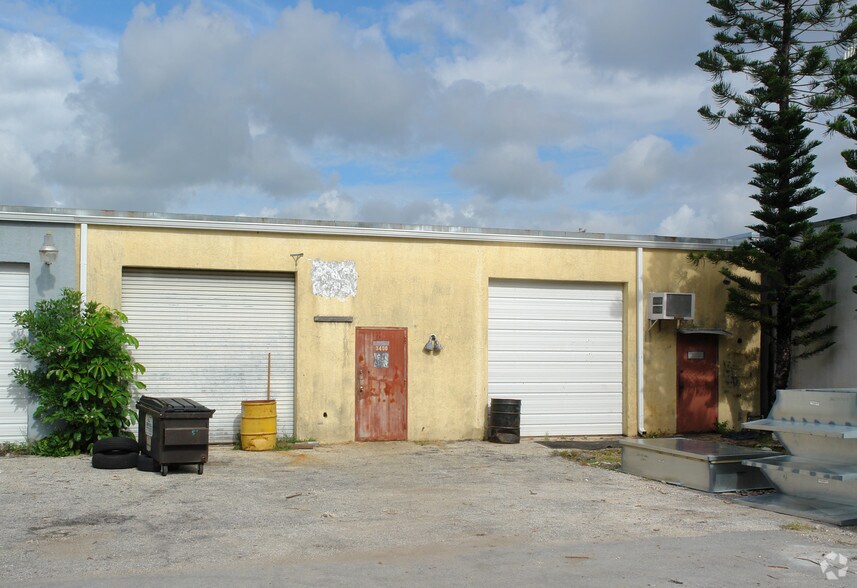 More Photos Of 3400 NE 6th Ter, Pompano Beach Industrial For Sale