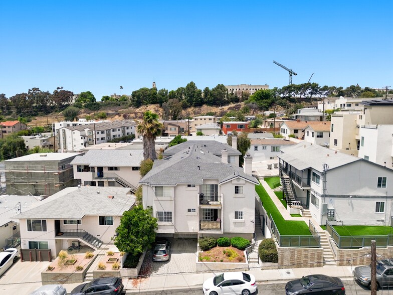 More Photos Of 5826 Lauretta St, San Diego Apartments For Sale