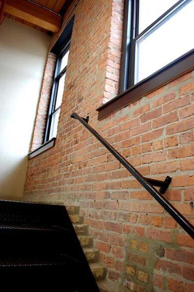 More Photos Of 700 N Sacramento Blvd, Chicago Loft Creative Space For Lease