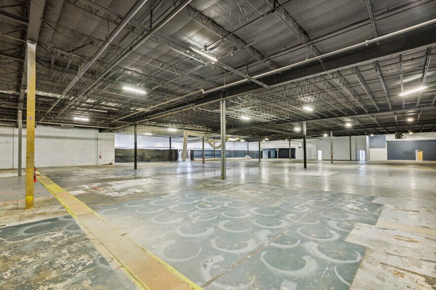 More Photos Of 460 Englewood Ave SE, Atlanta Distribution For Lease