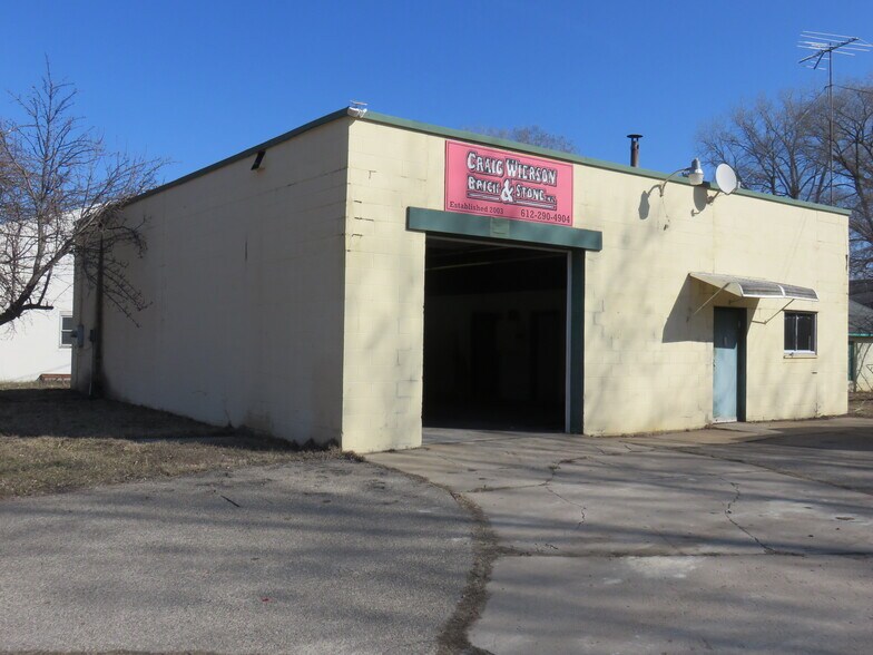 Primary Photo Of 26545 Drew Ave, Elko New Market Auto Repair For Lease