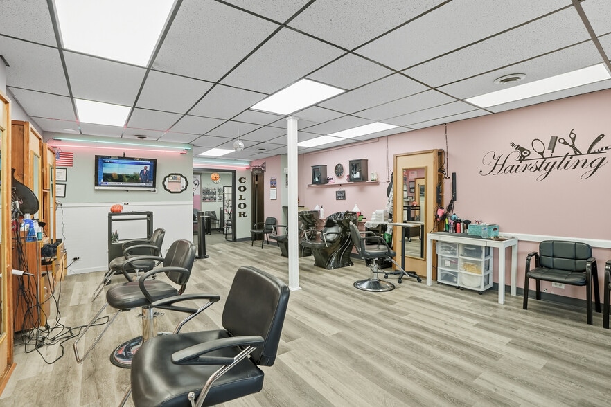 More Photos Of 5840 W 63Rd St, Chicago Freestanding For Sale