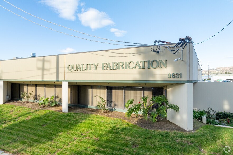 Primary Photo Of 9621-9631 Irondale Ave, Chatsworth Manufacturing For Sale
