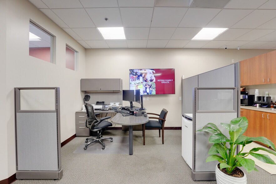 More Photos Of 5927 Balfour Ct, Carlsbad Office For Sale