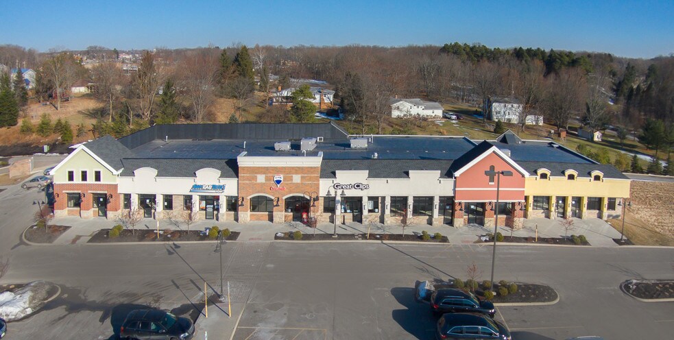 More Photos Of 3626 Medina Rd, Medina Unknown For Lease