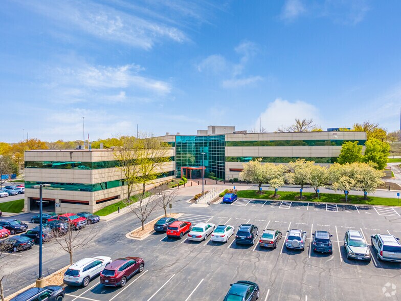 More Photos Of 4551 W 107th St, Overland Park Office For Lease