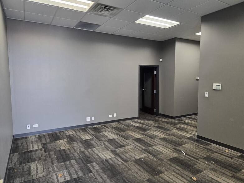 More Photos Of 3351 N Harlem Ave, Chicago Unknown For Lease