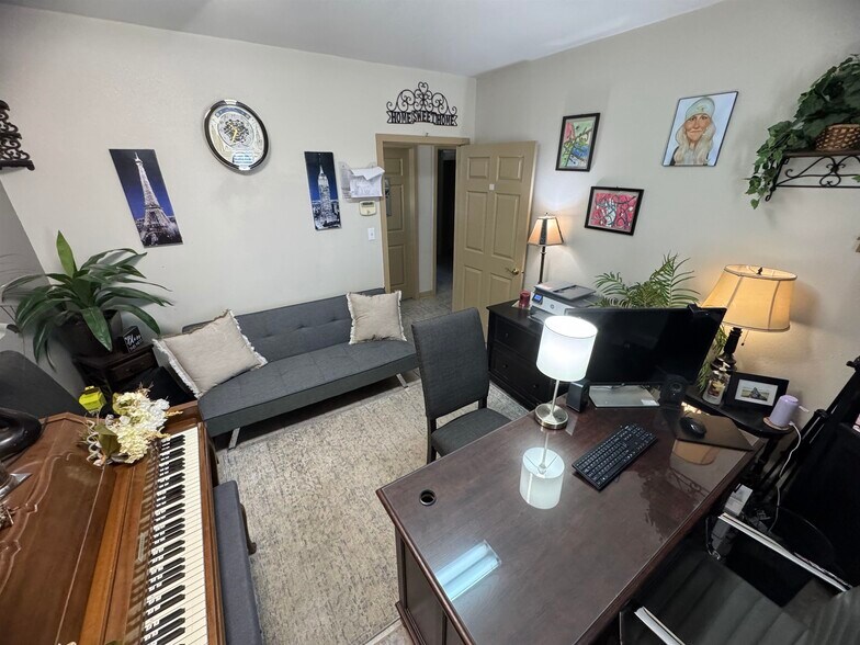 More Photos Of 1909 Indian Wells Rd, Alamogordo Loft Creative Space For Sale