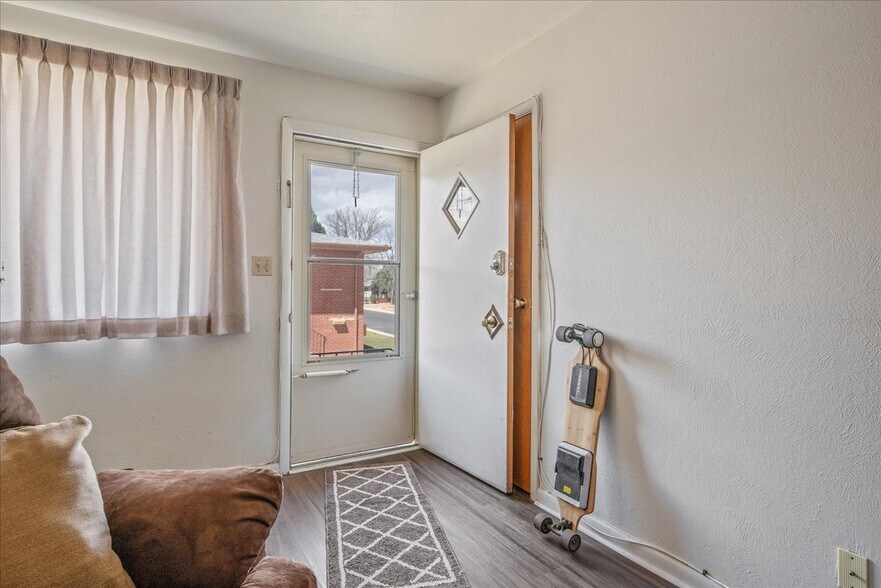 More Photos Of 1749 Oxford Dr, Cheyenne Multifamily For Sale
