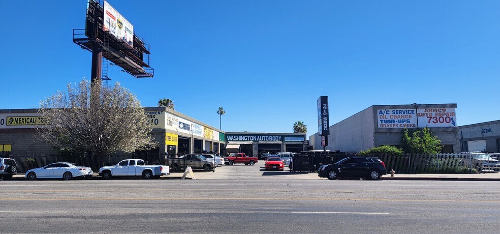 More Photos Of 7310 Van Nuys Blvd, Van Nuys Auto Repair For Lease