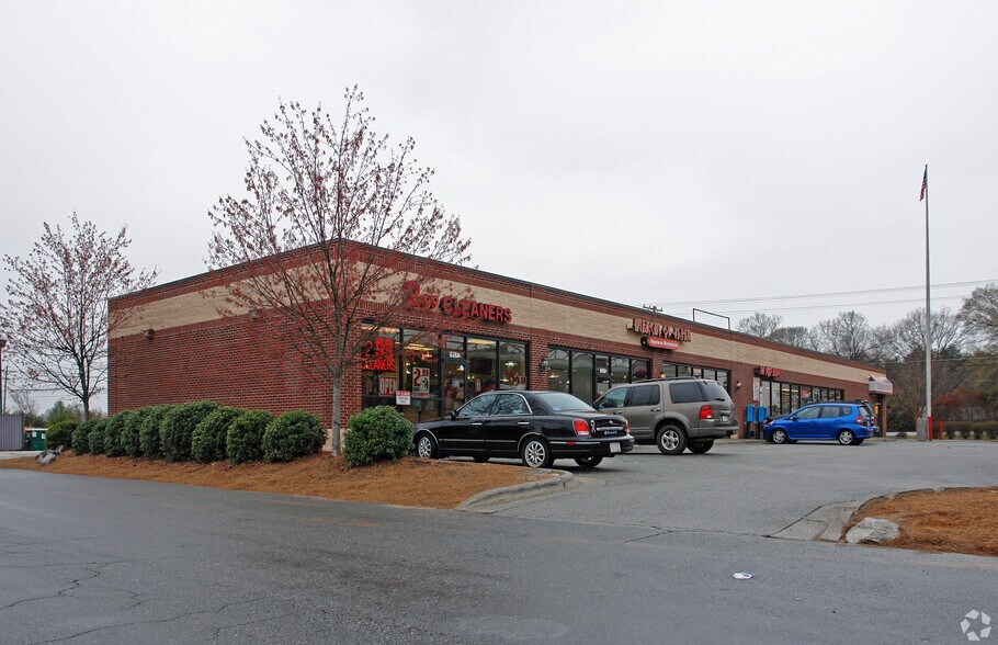 More Photos Of 1557 Union Cross Rd, Kernersville Convenience Store For Sale