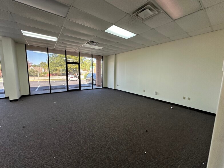 More Photos Of 2070 Sugarloaf Pky, Lawrenceville Unknown For Lease