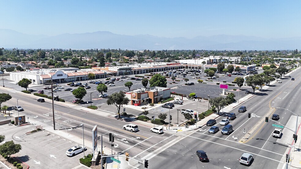 More Photos Of 1617 N Hacienda Blvd, La Puente General Retail For Lease