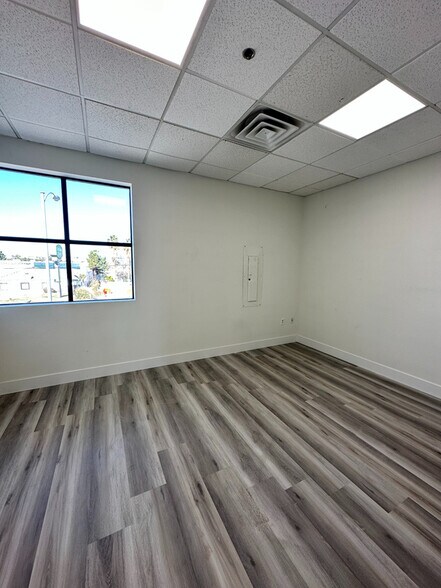 More Photos Of 3027 E Sunset Rd, Las Vegas Office Residential For Lease