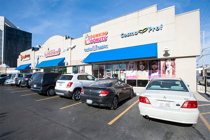 More Photos Of 2247 N Milwaukee Ave, Chicago Freestanding For Lease