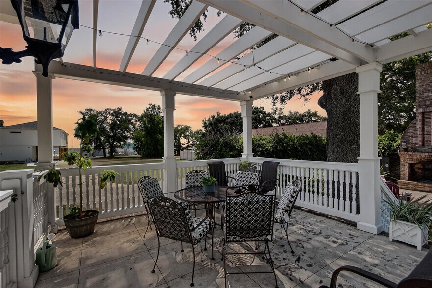 More Photos Of 1611 Glenn Swetman St, Biloxi Specialty For Sale