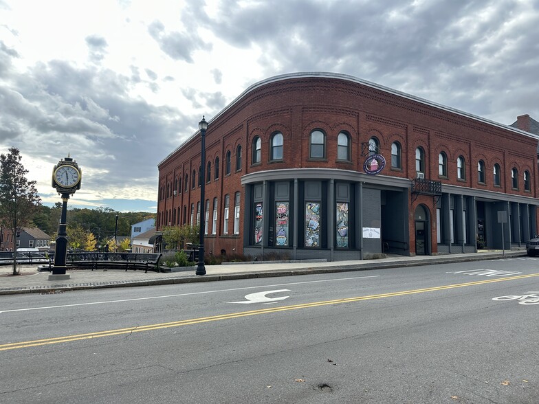 More Photos Of 97-103 Elm St, Millbury Storefront Retail Office For Lease