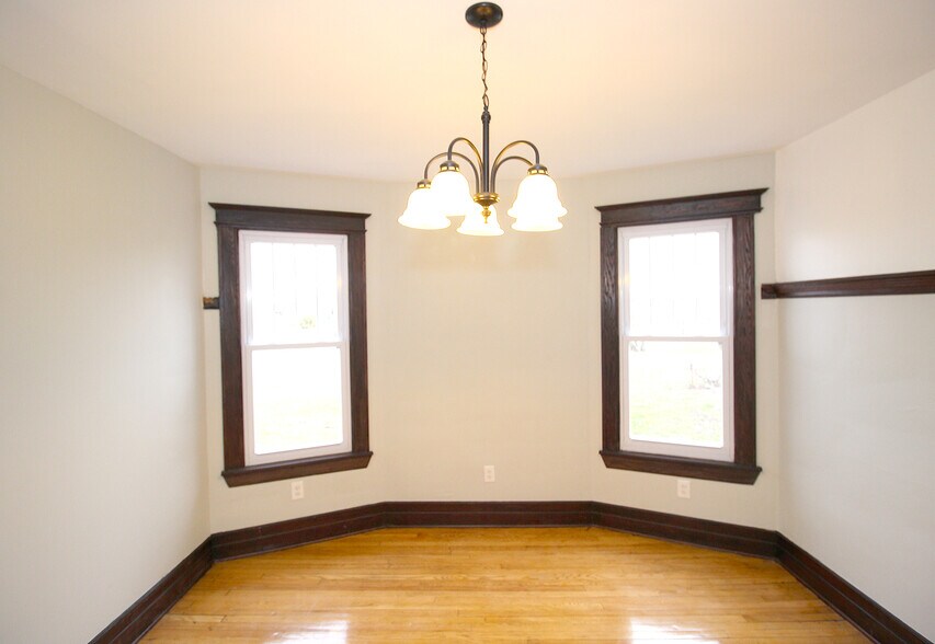 More Photos Of 7501 Dunedin St, Detroit Apartments For Sale