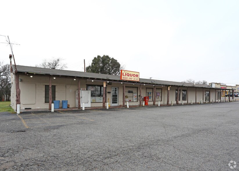Primary Photo Of 4614-4622 Highway 377, Benbrook Freestanding For Lease