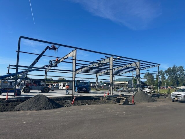 More Photos Of 535 Landmark Dr, Philomath Manufacturing For Lease