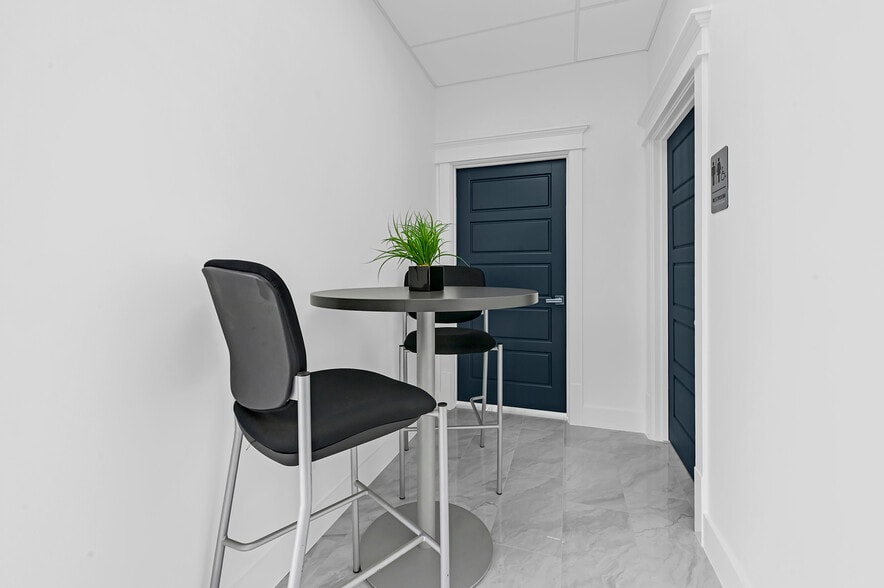 More Photos Of 10751 Almeda Genoa Rd, Houston Office For Sale