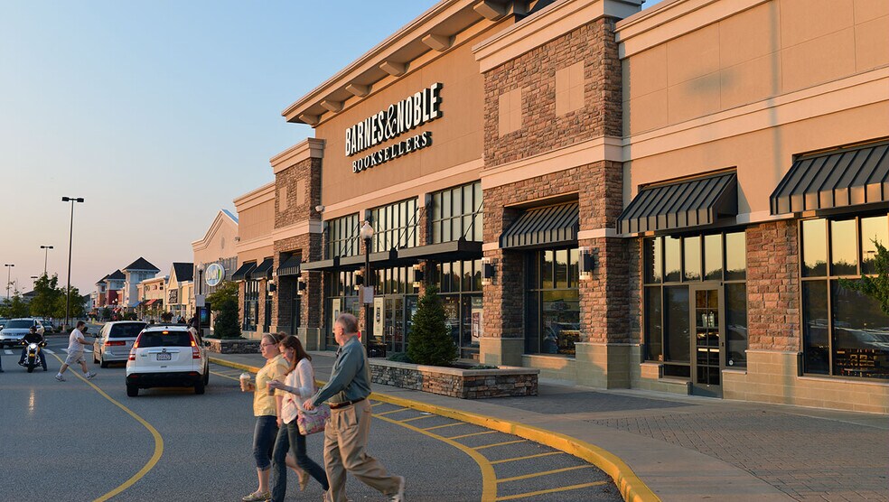 More Photos Of 70 Worcester Providence Tpke, Millbury Unknown For Lease