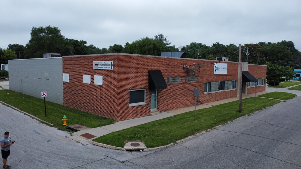More Photos Of 219 New York Ave, Des Moines Distribution For Sale