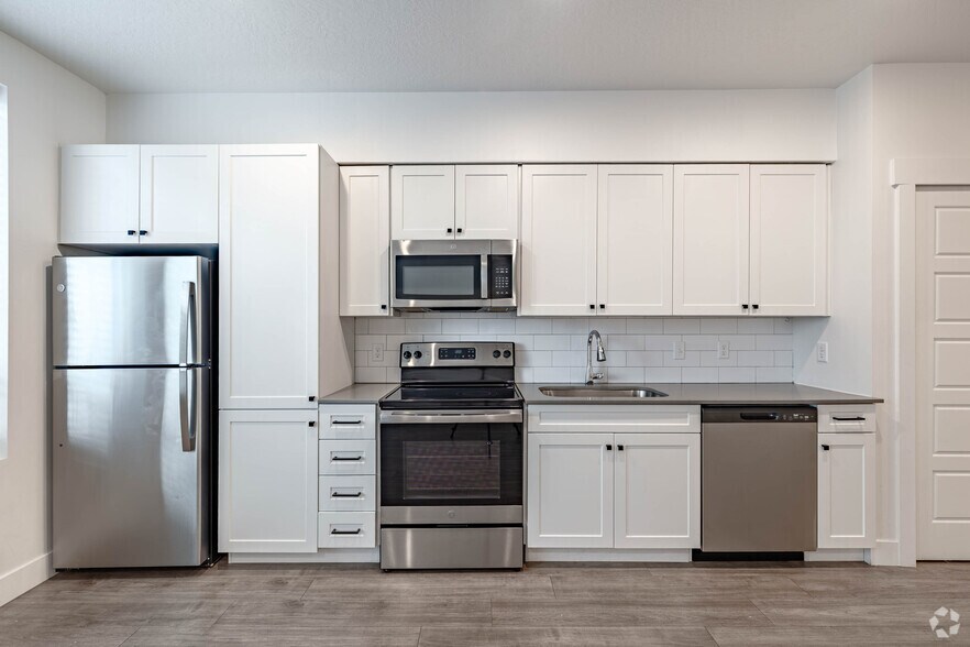 More Photos Of 1925 W North Temple, Salt Lake City Apartments For Lease