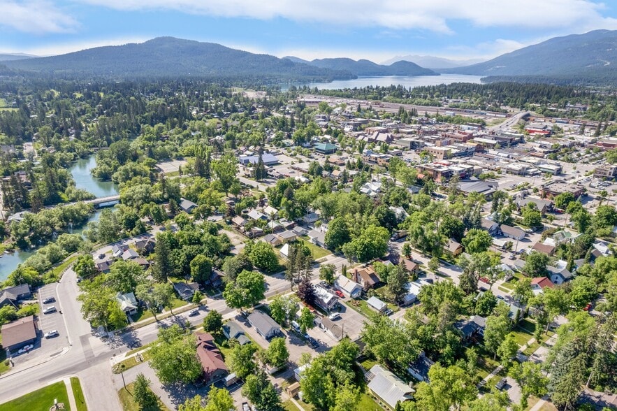 More Photos Of 541 Spokane Ave, Whitefish Office For Sale