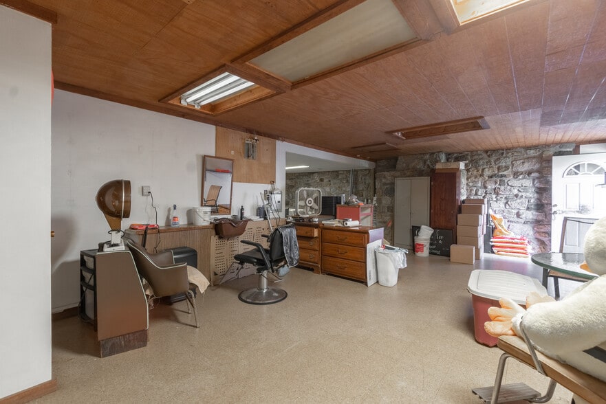 More Photos Of 2071 Baus Rd, East Greenville Sports And Entertainment For Sale