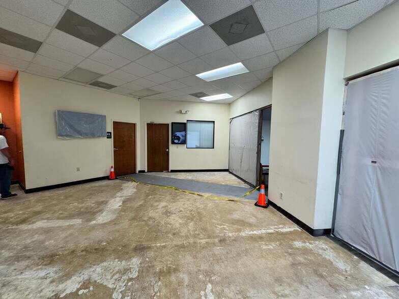 More Photos Of 6500 Fort Caroline Rd, Jacksonville Unknown For Lease