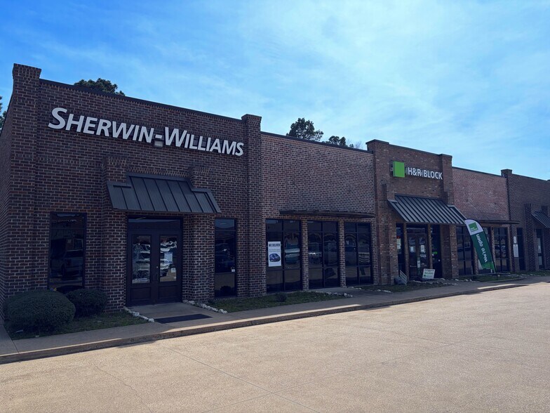 More Photos Of , Lindale General Retail For Sale