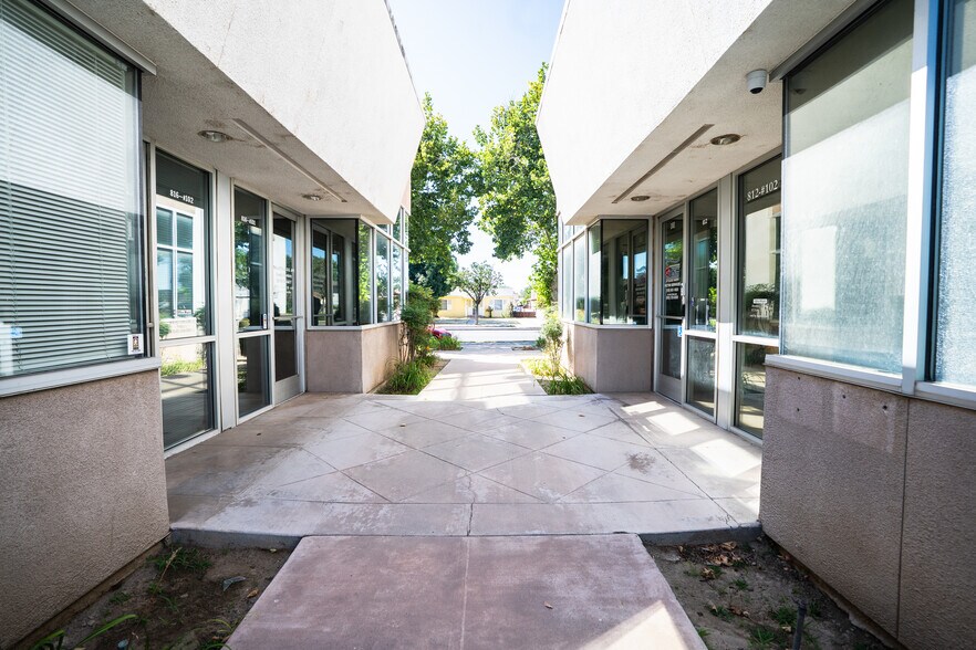 More Photos Of 816 W Yosemite Ave, Madera Medical For Lease
