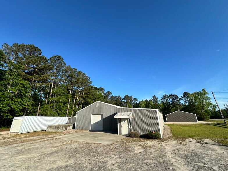 More Photos Of 5019 Char-Augusta Rd, Bamberg Warehouse For Sale