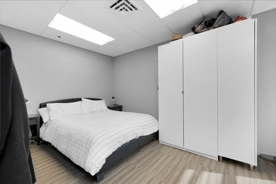 More Photos Of 160 Roy St, Seattle Office Residential For Sale