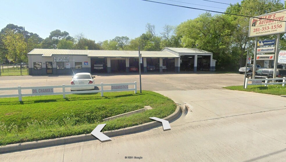 Primary Photo Of 22600 Gosling Rd, Spring Auto Repair For Sale