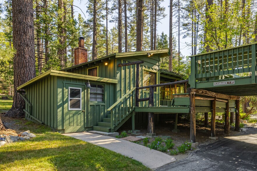 More Photos Of 26345 Delano Dr, Idyllwild-Pine Cove Hotel For Sale