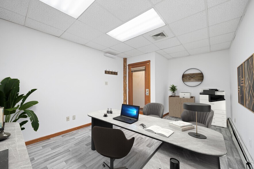 More Photos Of 122-124 Chestnut St, Philadelphia Coworking Space