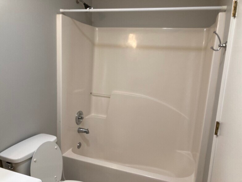 More Photos Of 229 E Wilson St, Villa Rica Multifamily For Sale