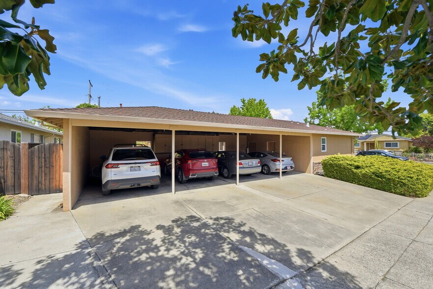 More Photos Of 1195 Weyburn Ln, San Jose Apartments For Sale