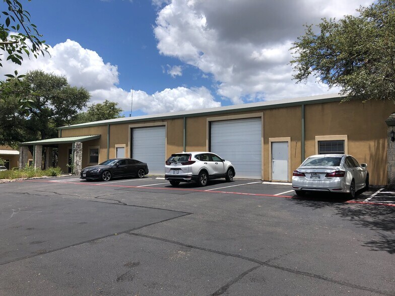 More Photos Of 14121 W Highway 290, Austin Warehouse For Sale