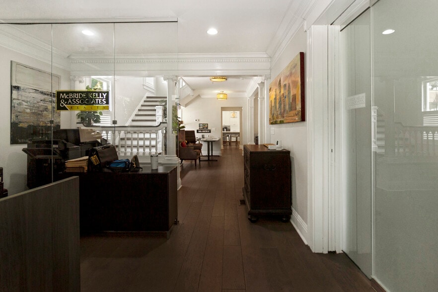 More Photos Of 326 S Hyde Park Ave, Tampa Office Residential For Sale