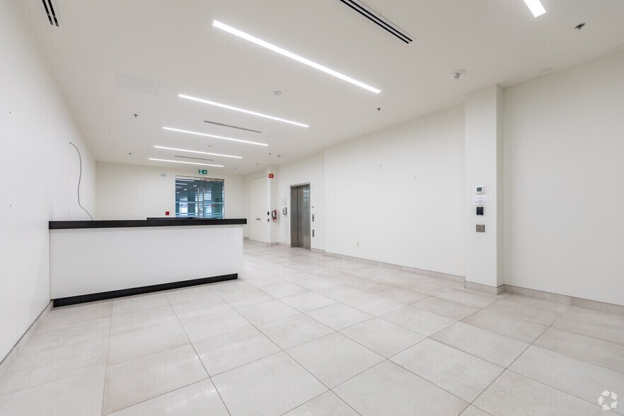 More Photos Of 3450 Harvester Rd, Burlington Light Manufacturing For Lease